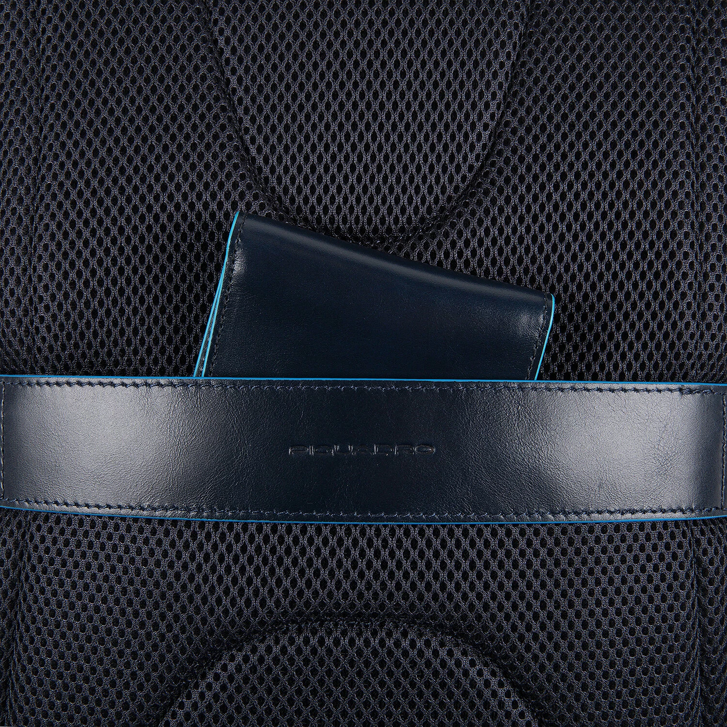 Piquadro Azul Cuadrado Revamp Mochila RFID Piel 42 Cm Compartimento Portátil 5 Piquadro Azul Cuadrado Revamp Mochila RFID Piel 42 Cm Compartimento Portátil - Imagen 3