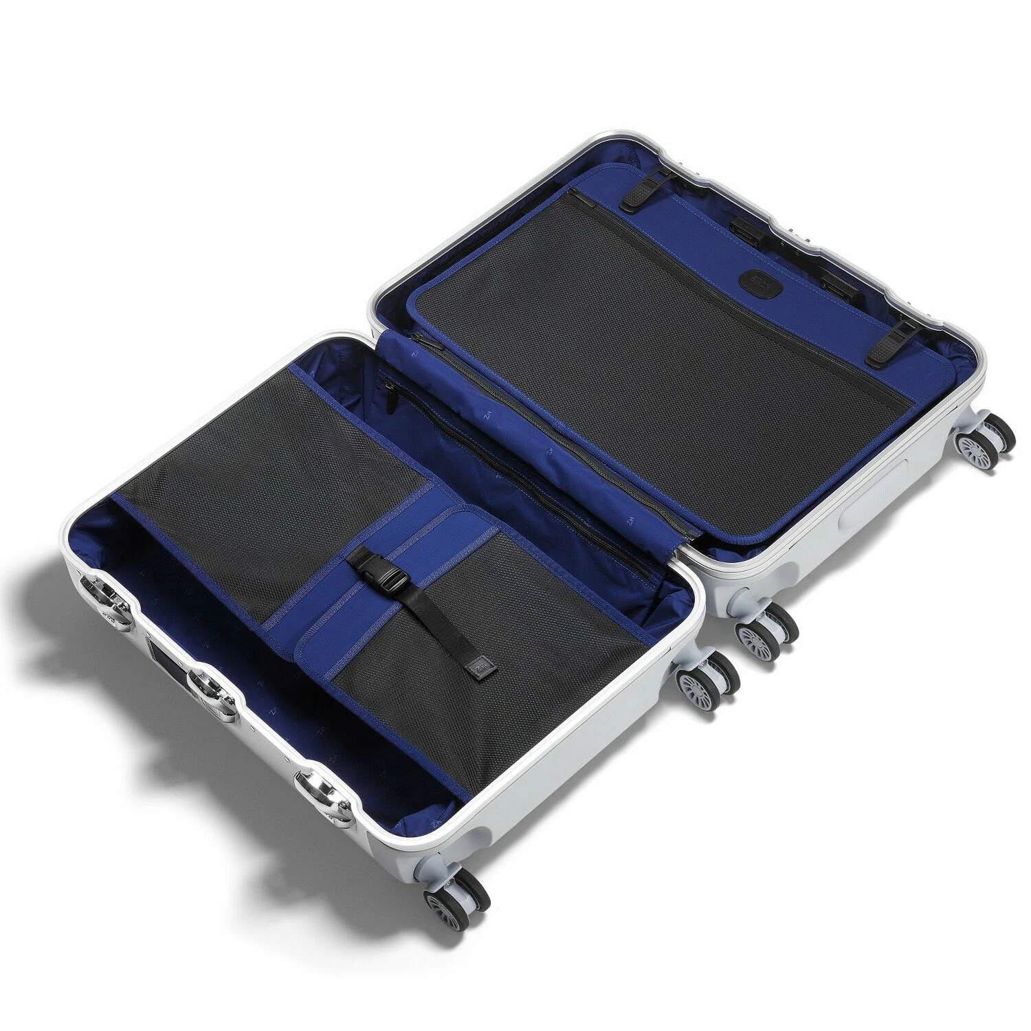 Zero Halliburton Trolley Pursuit Aluminio 4 Ruedas 66 Cm 6 Zero Halliburton Trolley Pursuit Aluminio 4 Ruedas 66 Cm - Imagen 4